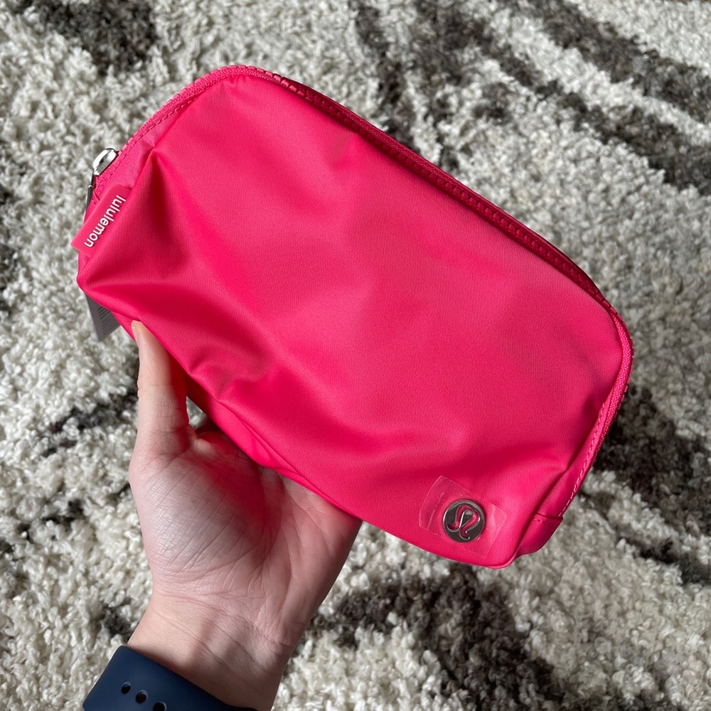 Lululemon Lipgloss Everywhere Belt Bag